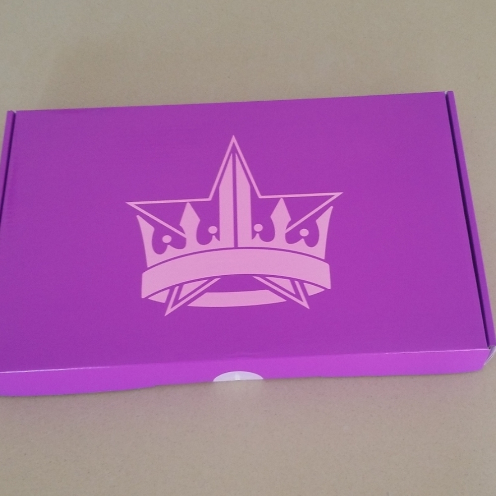 Jeffree Star Blood Lust Hand Mirror  Lavender